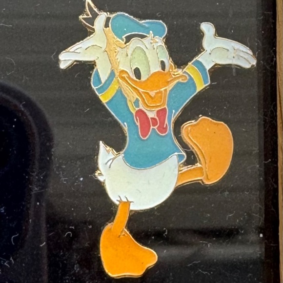 Rare Disneyland ‘99 6 Pin Framed Set - Picture 3 of 8